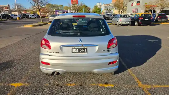 Peugeot 207 1.4 Sedan Active 75Cv 2015 - foto 4