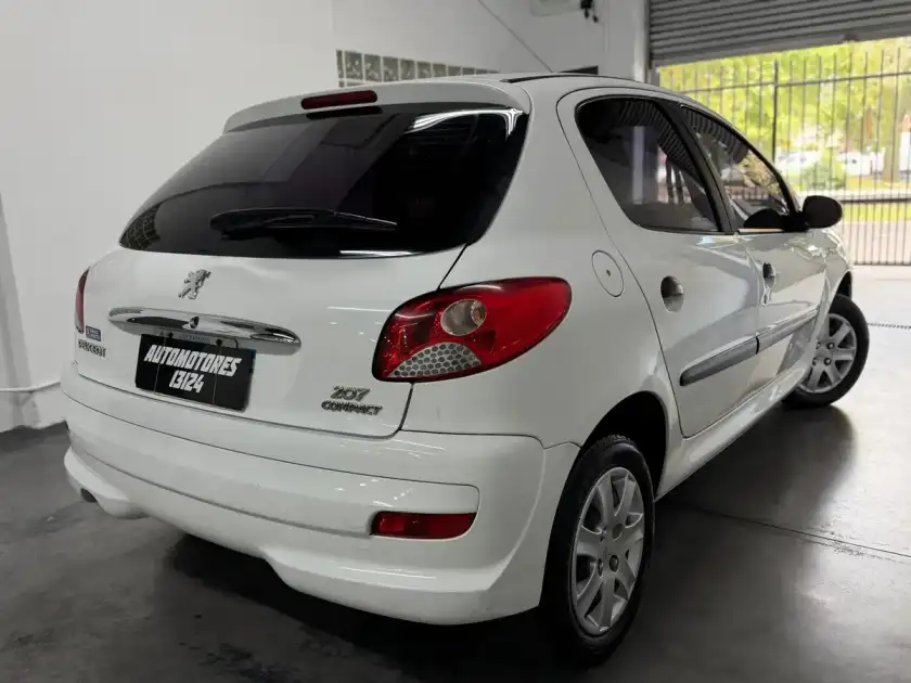 Peugeot 207 Compact 1.4 Active 75Cv 2013 - foto 3