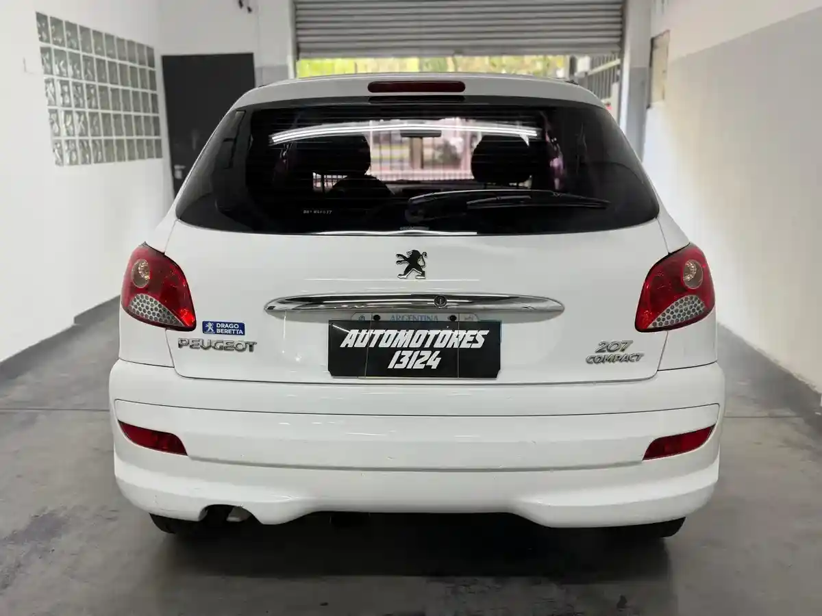 Peugeot 207 Compact 1.4 Active 75Cv 2013 - foto 5