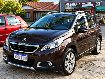 Peugeot 2008 1.6 Allure 2019 - foto 1