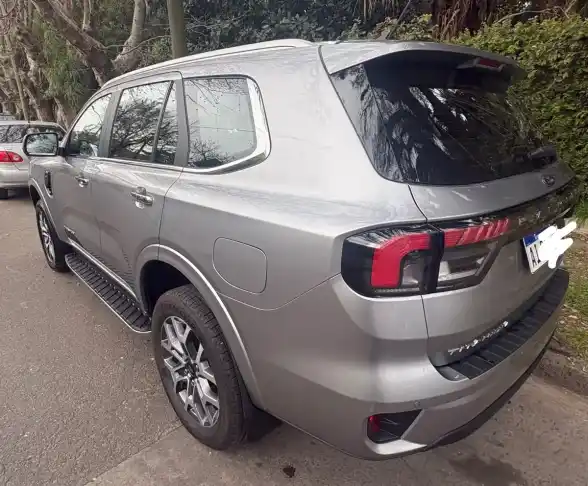 Ford Everest 2.3 Gtdi Ecoboost Titanium 4X4 At 2026 - foto 4