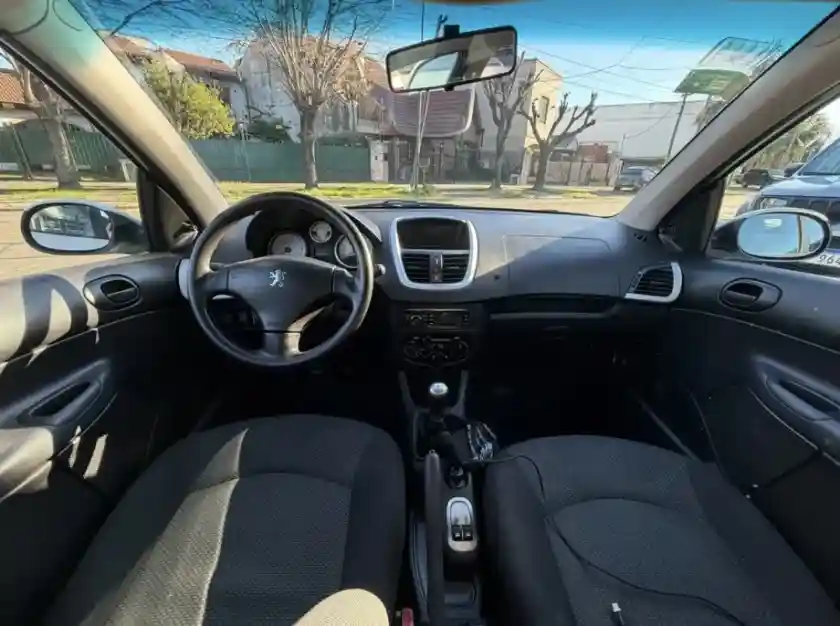 Peugeot 207 1.4 Allure Hdi 70Cv 2016 - foto 5
