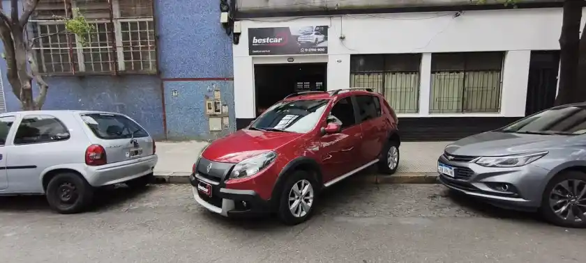 Renault Sandero Stepway 1.6 Privilege Nav 105Cv 2013 - foto 1