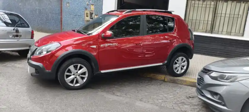 Renault Sandero Stepway 1.6 Privilege Nav 105Cv 2013 - foto 4