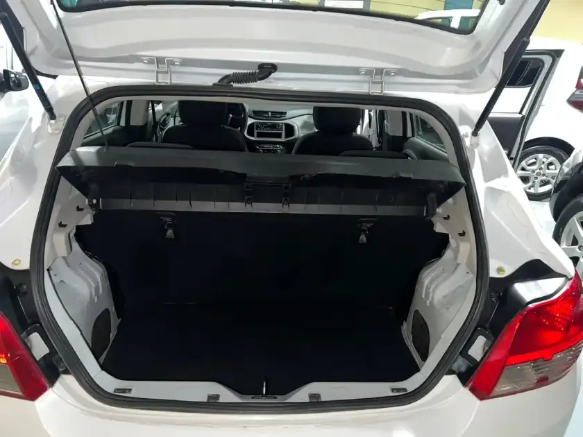 Chevrolet Onix 1.4 Joy Ls 98Cv 2018 - foto 5