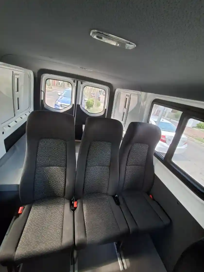 Mercedes-Benz Sprinter 311 Mixta 2023 - foto 4