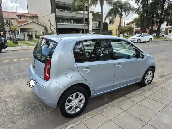 Volkswagen Up! 1.0 High Up! 75Cv 5 P 2016 - foto 3