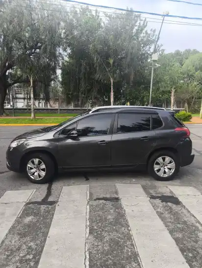 Peugeot 2008 1.6 Allure 2018 - foto 2