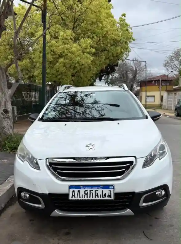 Peugeot 2008 1.6 Allure Tiptronic 2017 - foto 2