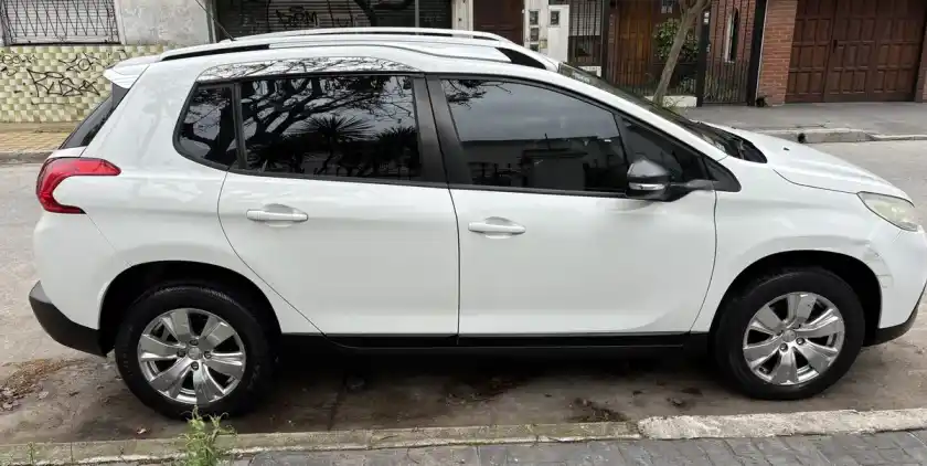 Peugeot 2008 1.6 Allure Tiptronic 2017 - foto 5