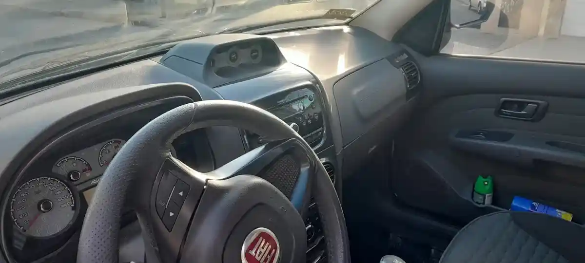 Fiat Palio Weekend Adventure 1.6 Xtreme Locker Pack Seguridad 2014 - foto 2