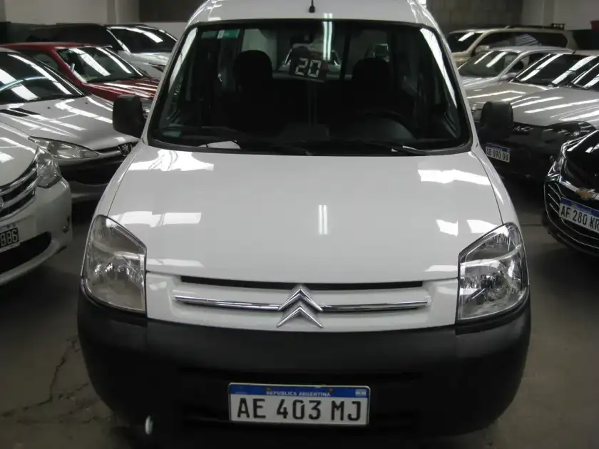 Citroën Berlingo Furgon 1.6 Hdi 92 Bussines 2020 - foto 2