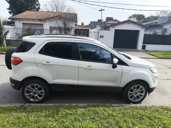 Ford Ecosport 1.5 Titanium 123Cv 4X2 Manual 2022 - foto 4