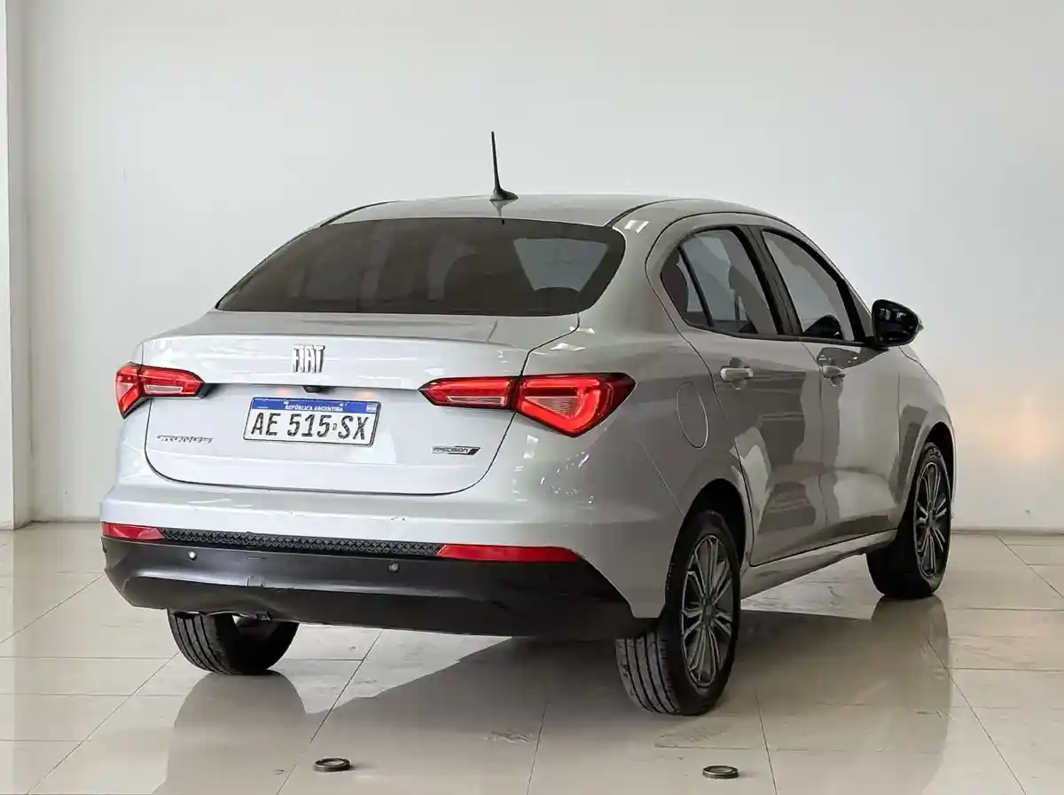 Fiat Cronos 1.8 16V Precision 2021 - foto 4