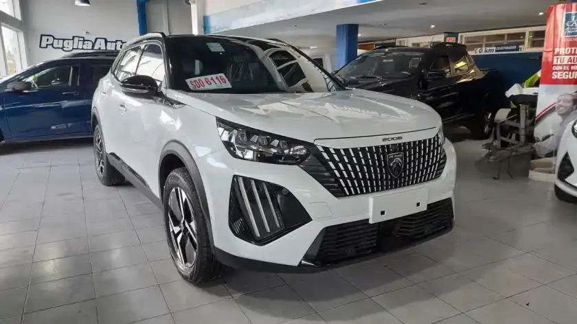 Peugeot 2008 1.0T Gt 2025 - foto 1