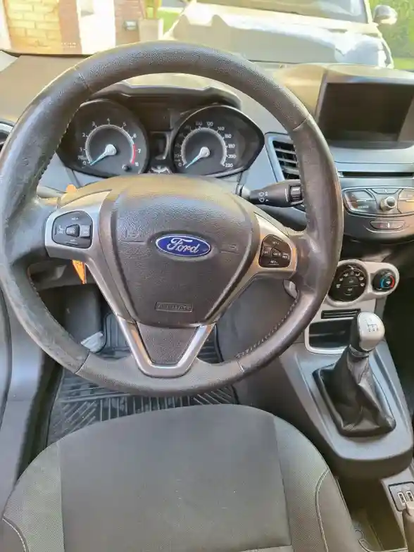 Ford Fiesta Se Plus 1.6 2018 - foto 5