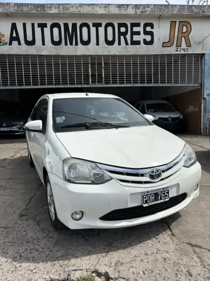 Toyota Etios 1.5 Sedan Xls 2016 - foto 2