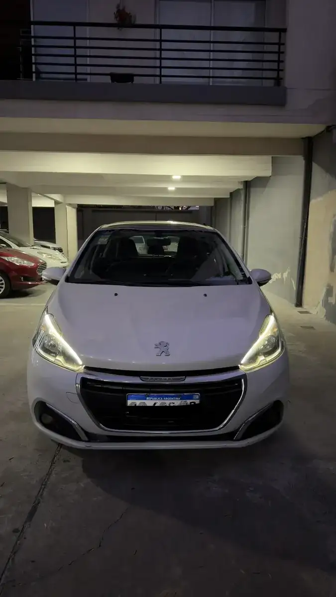 Peugeot 208 1.6 Allure 2016 - foto 3