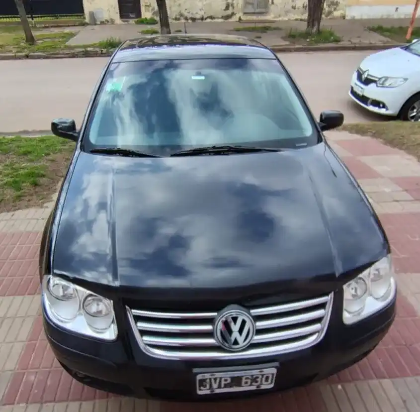 Volkswagen Bora 2.0 Trendline 115Cv 2011 - foto 2