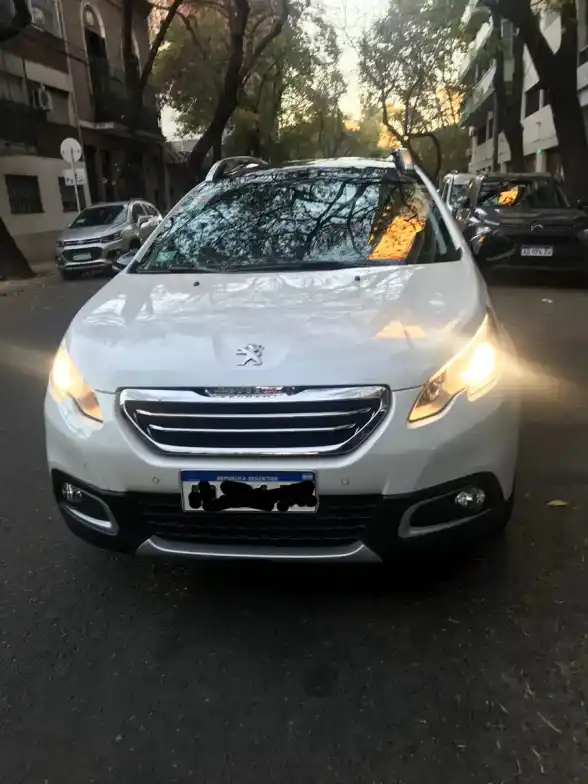 Peugeot 2008 1.6 Feline 2018 - foto 2