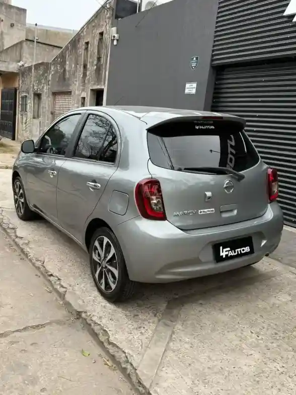 Nissan March 1.6 Advance Media Tech 107Cv 2020 - foto 5