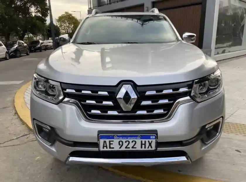 Renault Alaskan 2.3 Biturbo 16V Iconic At 4X4 2021 - foto 2