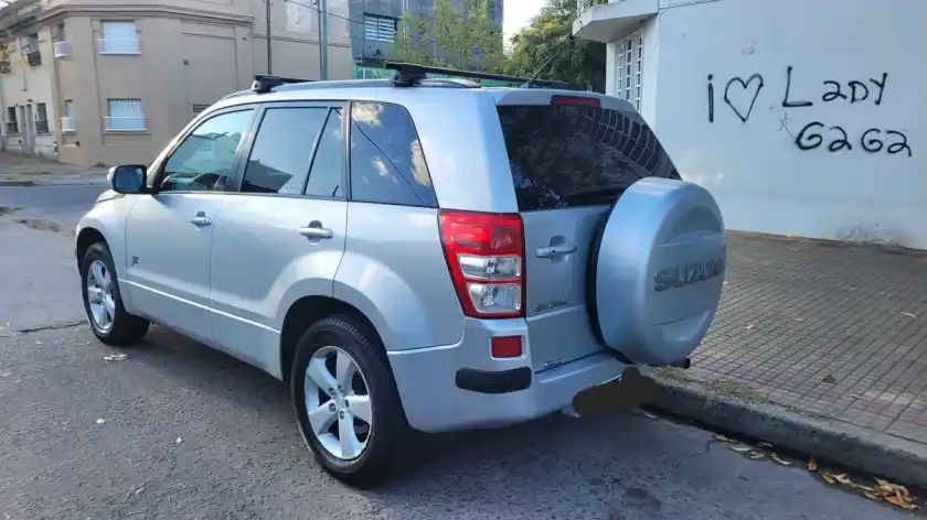 Suzuki Grand Vitara Jlll 2.4 L 2.4L 4X4 2010 - foto 4