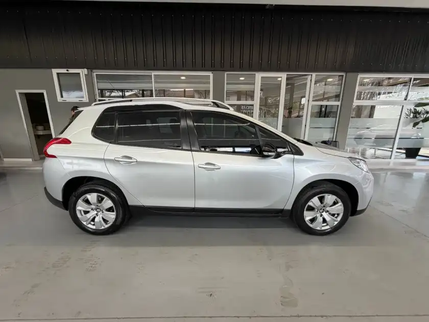 Peugeot 2008 1.6 Allure 2019 - foto 5