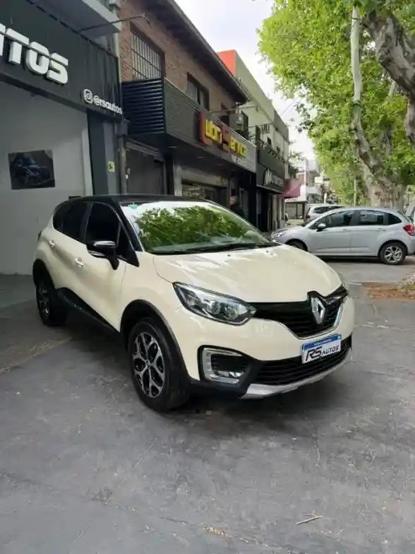 Renault Captur 2.0 Intens Manual 2017 - foto 4