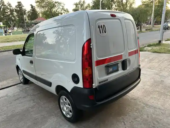 Renault Kangoo 1.6 2 Furgon Confort Aa Da Svt 1Plc 2013 - foto 3