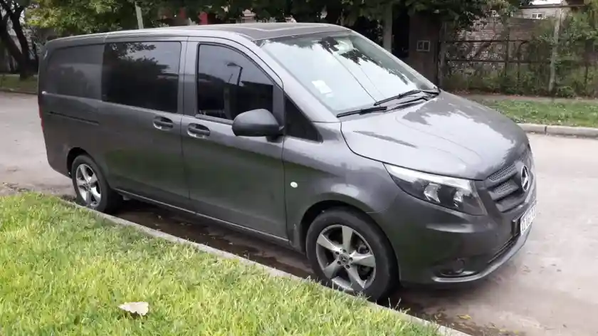 Mercedes-Benz Vito 1.6 111 Cdi Furgon Mixto Aa 114Cv 2019 - foto 2