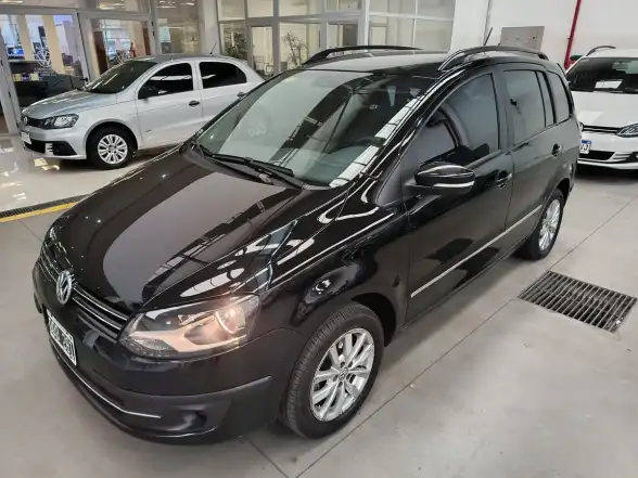 Volkswagen Suran 1.6 Imotion Highline 110Cv 2014 - foto 1