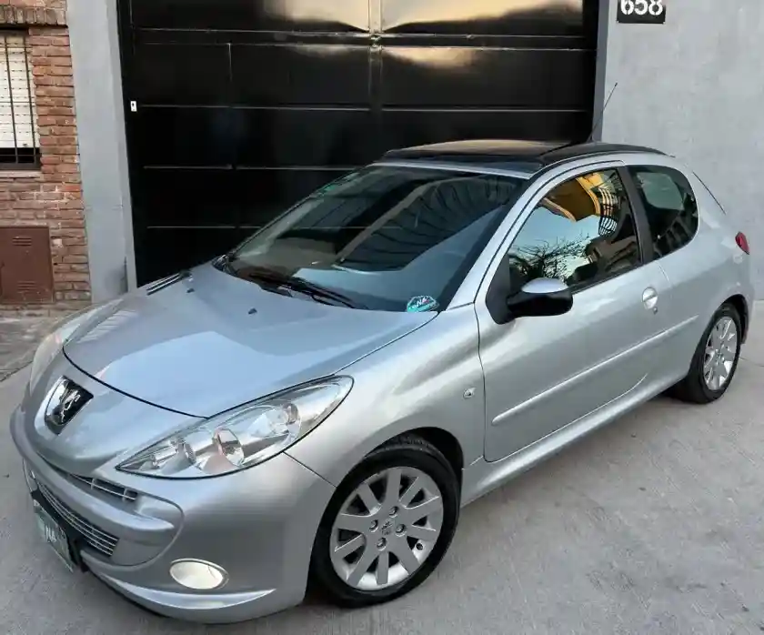 Peugeot 207 1.6 Xt 2012 - foto 1