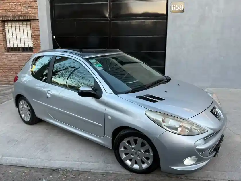 Peugeot 207 1.6 Xt 2012 - foto 2