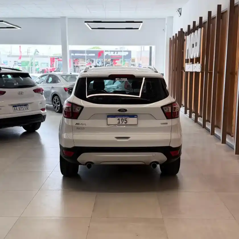 Ford Kuga 2.0 Sel At 4X4 2018 - foto 3