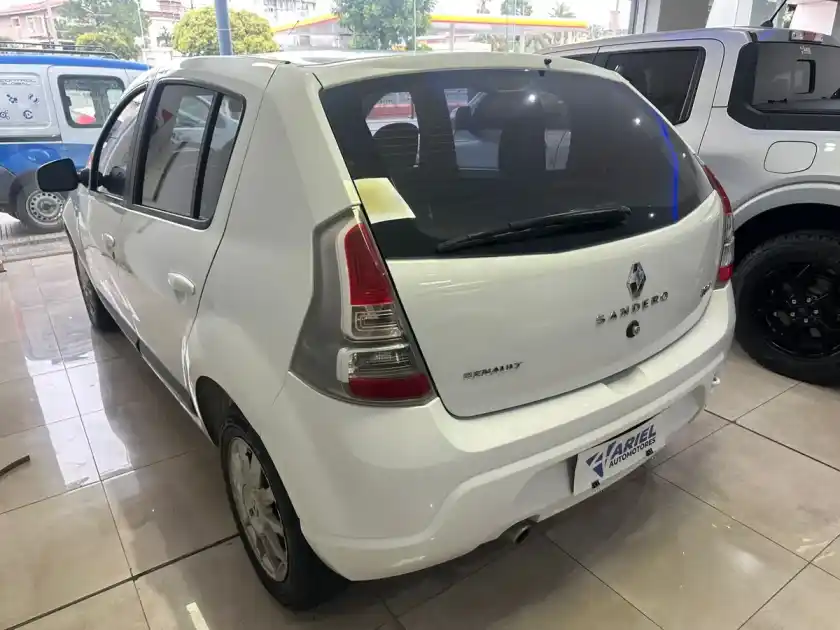 Renault Sandero 1.6 Privilege 105Cv 2013 - foto 3