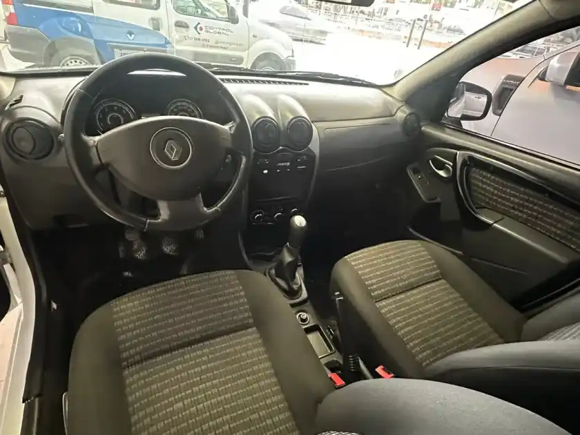Renault Sandero 1.6 Privilege 105Cv 2013 - foto 5