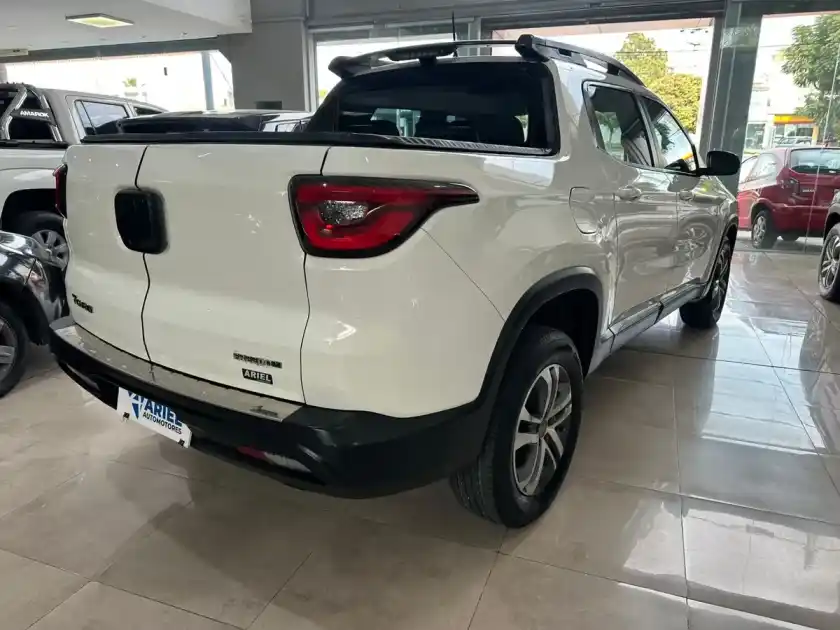 Fiat Toro 2.0 Freedom 4X4 2017 - foto 4