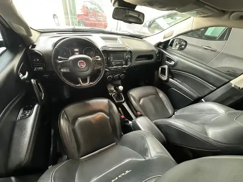 Fiat Toro 2.0 Freedom 4X4 2017 - foto 5