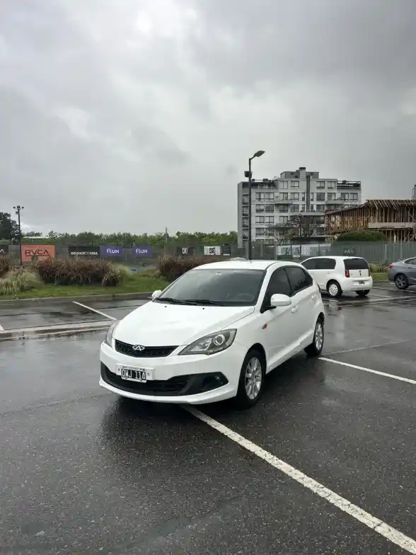 Chery Fulwin 1.5 Ii Hatchback 2015 - foto 1