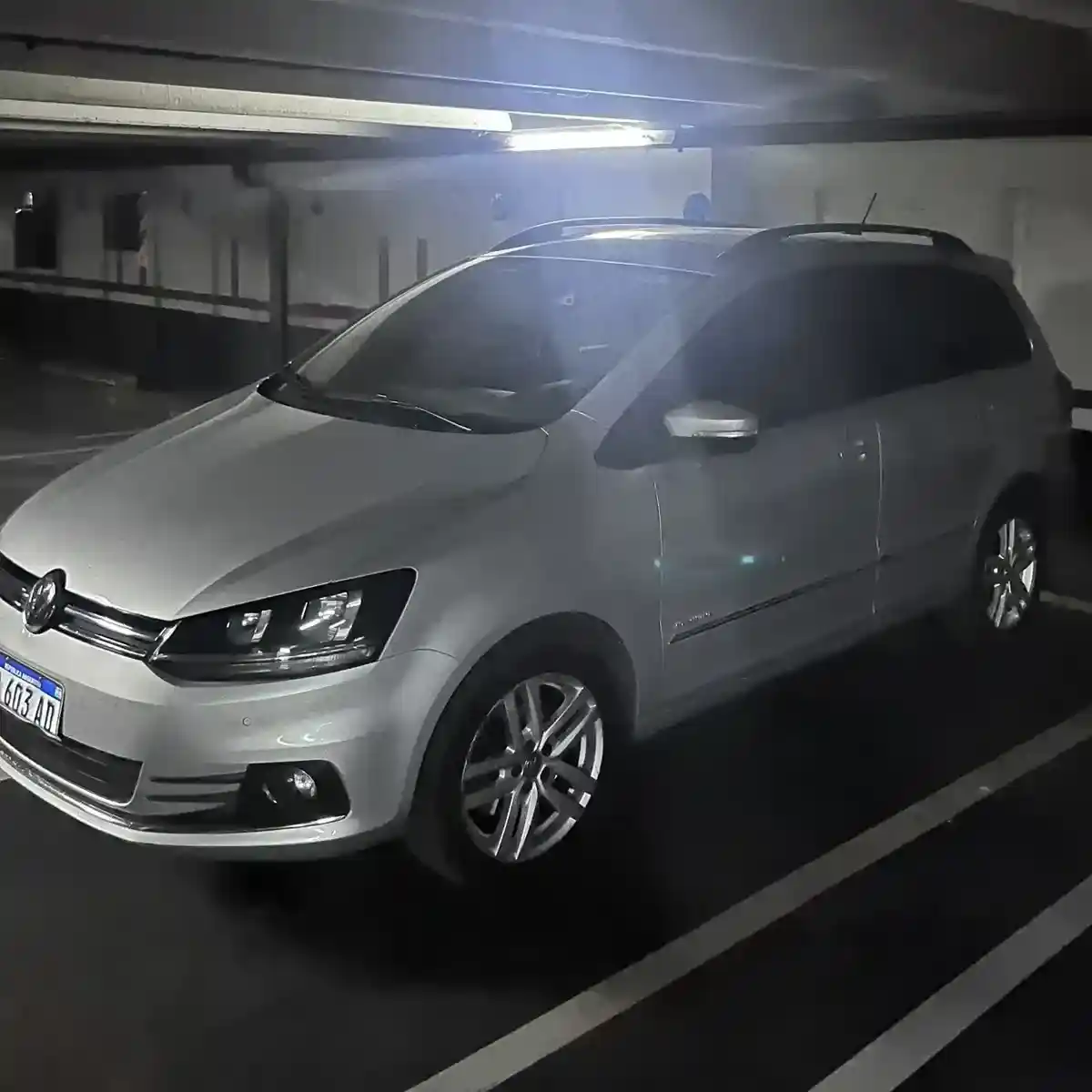 Volkswagen Suran 1.6 Imotion Highline 110Cv 2017 - foto 1