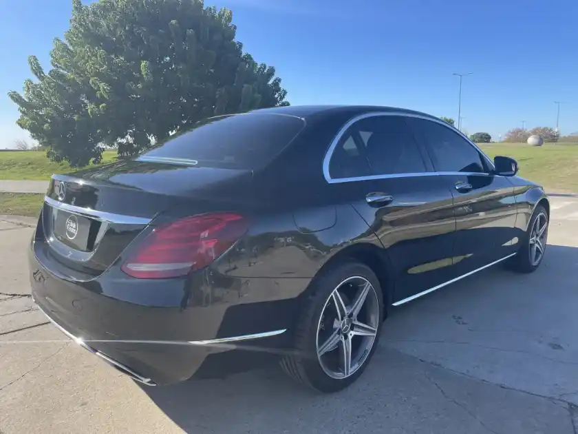 Mercedes-Benz Clase C 2.0 C250 Avantgarde 211Cv At 2016 - foto 5