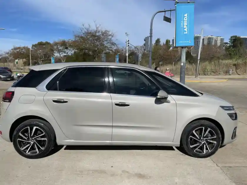Citroën C4 Picasso 1.6 Thp Feel Pack 165Cv 2017 - foto 4