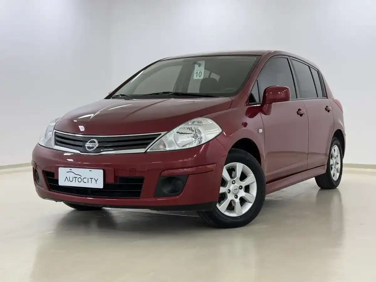 Nissan Tiida 1.8 Visia 5P L08 2015 - foto 1