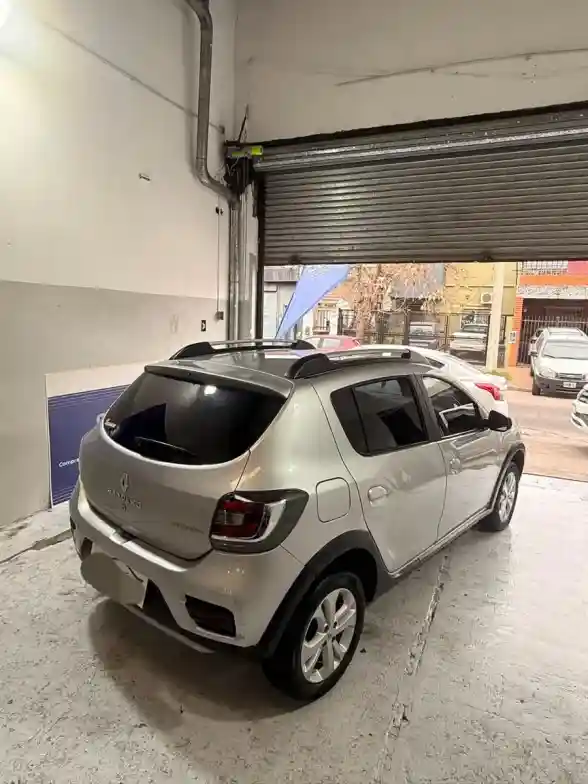 Renault Sandero Stepway 1.6 Dynamique 105Cv 2016 - foto 4