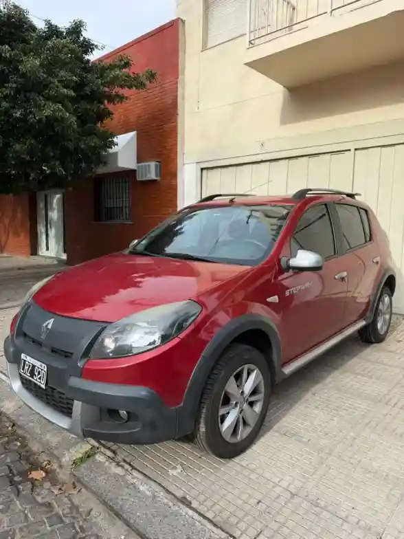 Renault Sandero Stepway 1.6 Luxe 105Cv 2012 - foto 1