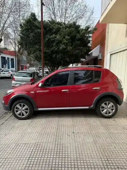 Renault Sandero Stepway 1.6 Luxe 105Cv 2012 - foto 4