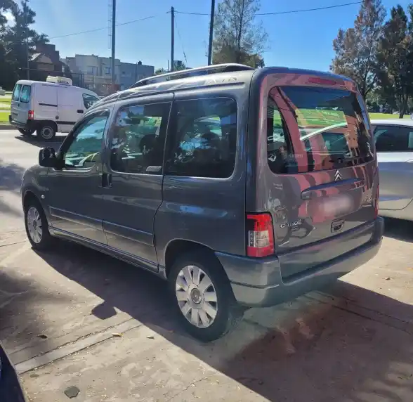 Citroën Berlingo Multispace 1.6 Xtr Hdi 92Cv 2018 - foto 2