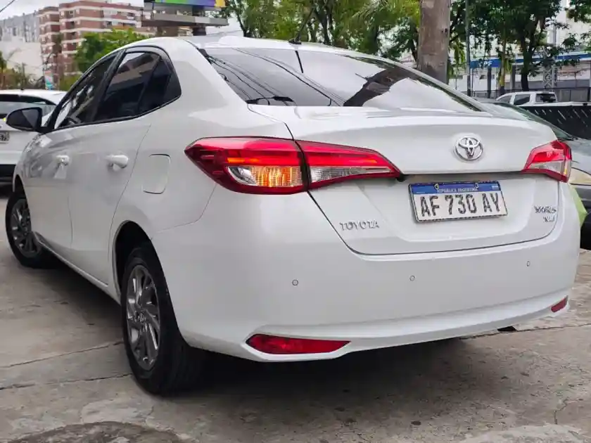 Toyota Yaris Xls 1.5 .S 2023 - foto 3
