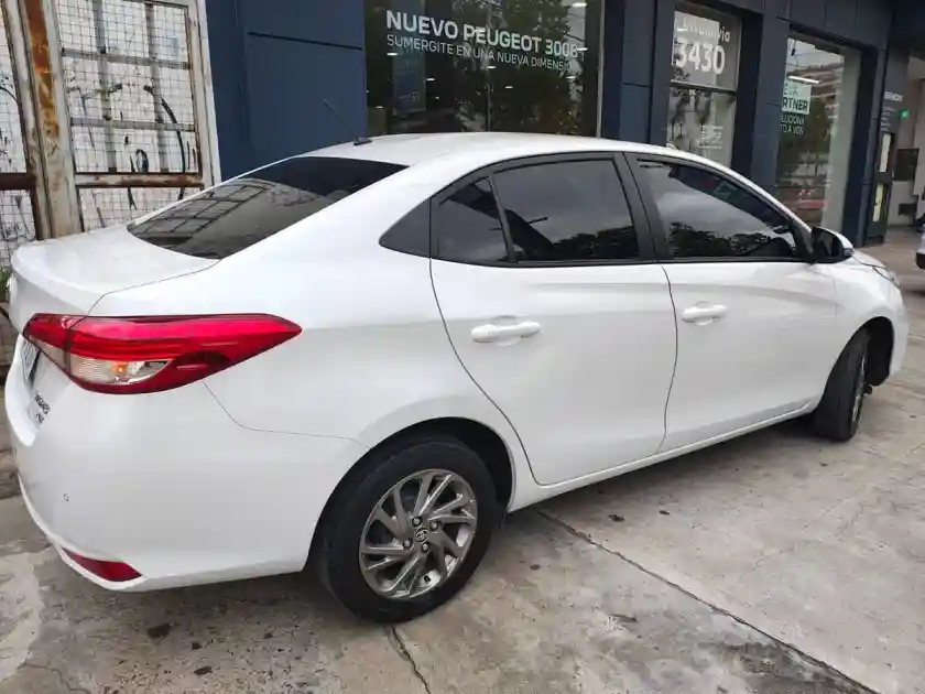Toyota Yaris Xls 1.5 .S 2023 - foto 4